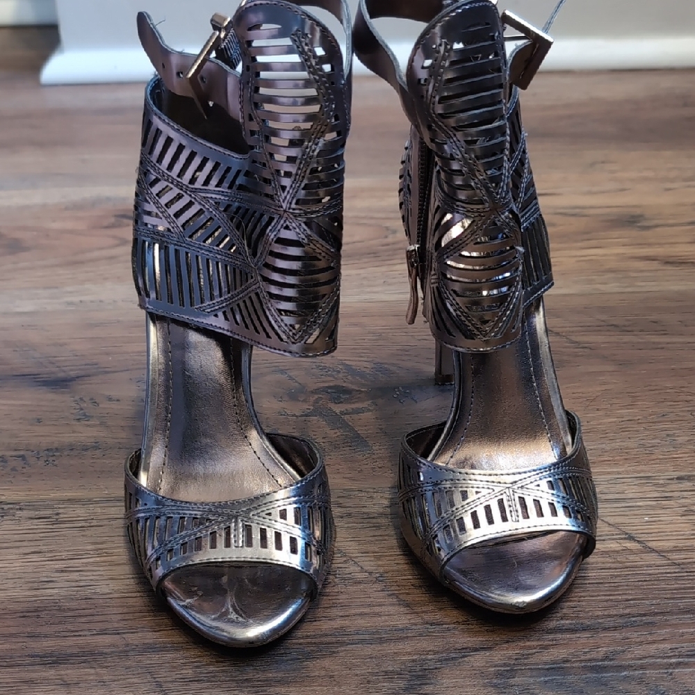 Elegant BCBG Metallic Strappy Heels